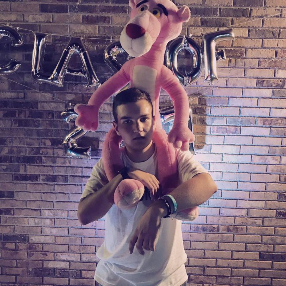 Meet your Posher, Evan